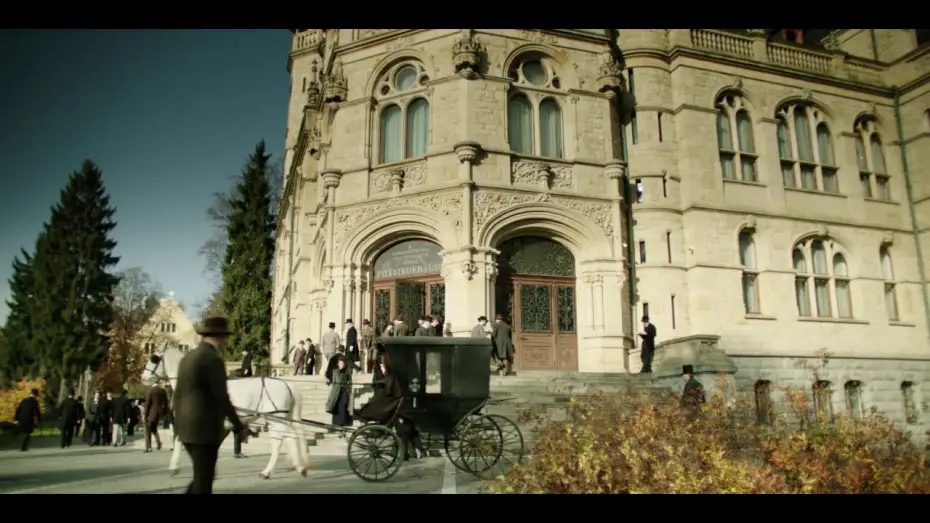 Відео до серіалу Геній — Genius - Tráiler extendido (estreno 25 de abril en NatGeo)