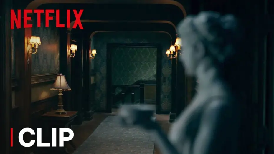 Відео до серіалу Привиди будинку на пагорбі — The Haunting of Hill House | Clip: Do You See It? | Netflix