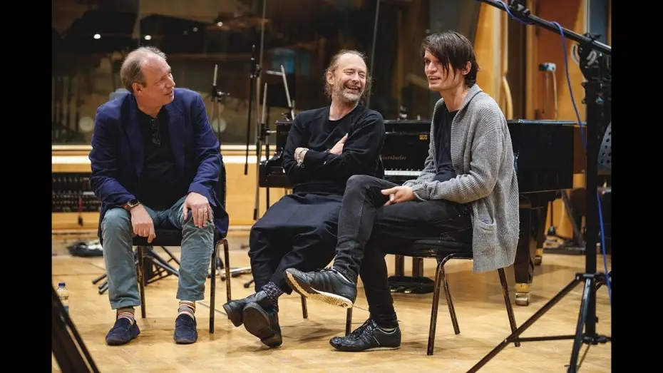 Відео до серіалу Блакитна планета 2 — Hans Zimmer And Radiohead Collaboration: Creating (ocean) bloom – Blue Planet II Prequel