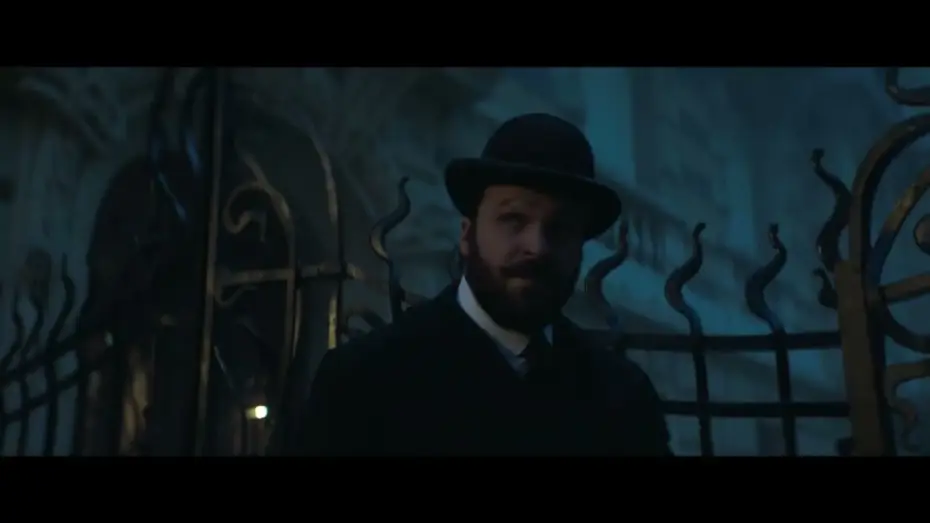 Відео до серіалу Паризька поліція 1900 — Paris Police 1900 se estrena en COSMO #series