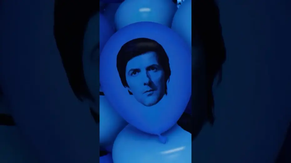 Відео до серіалу Розрив — Put your face on a balloon.
