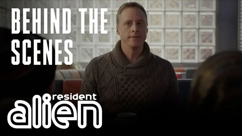 Відео до серіалу Постоялець з космосу — Resident Alien | Behind The Panel | Series Premiere