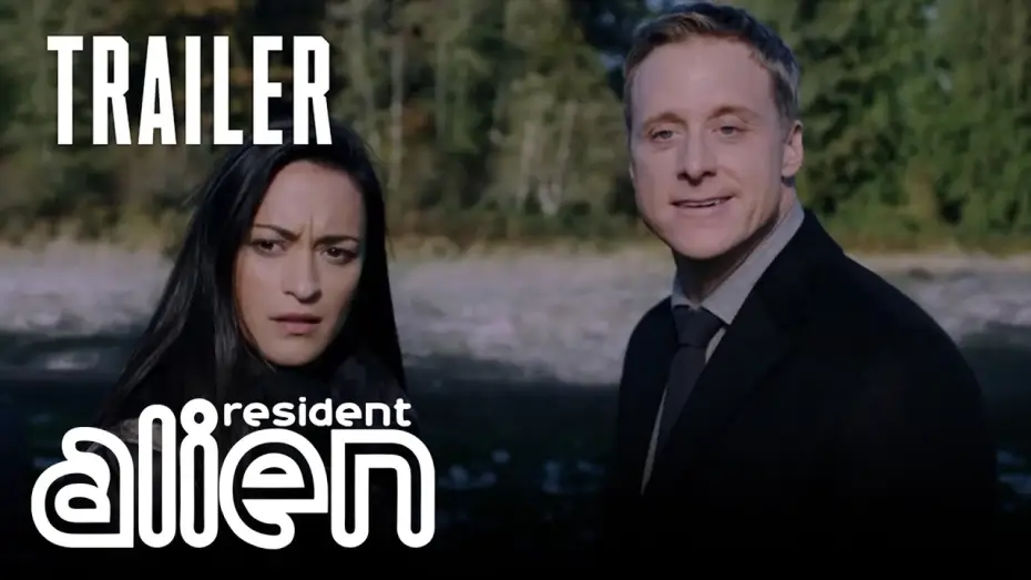 Відео до серіалу Постоялець з космосу — Resident Alien | Official Trailer 1 | SYFY