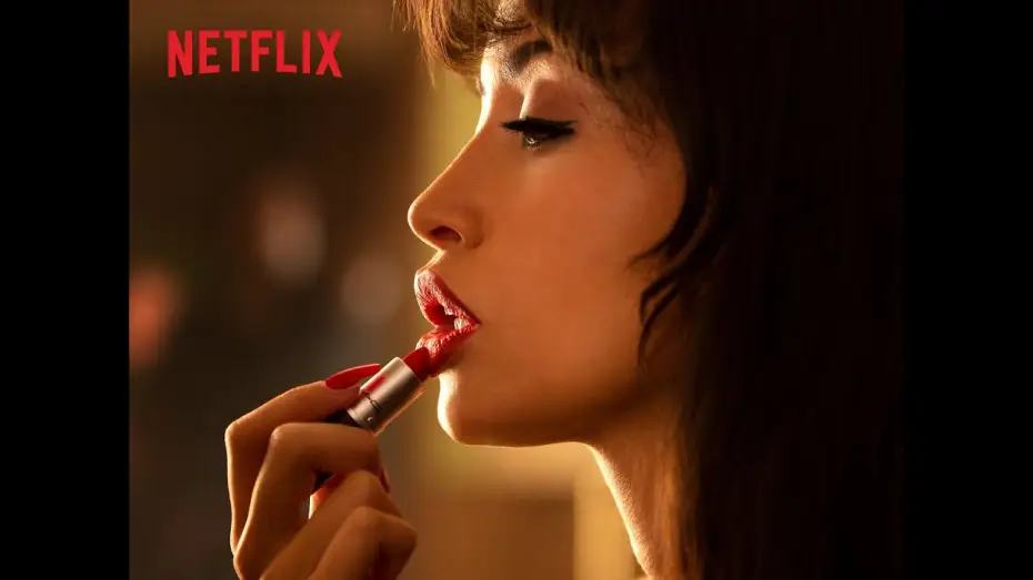 Відео до серіалу Селена — Introducing Christian Serratos as Selena Quintanilla.