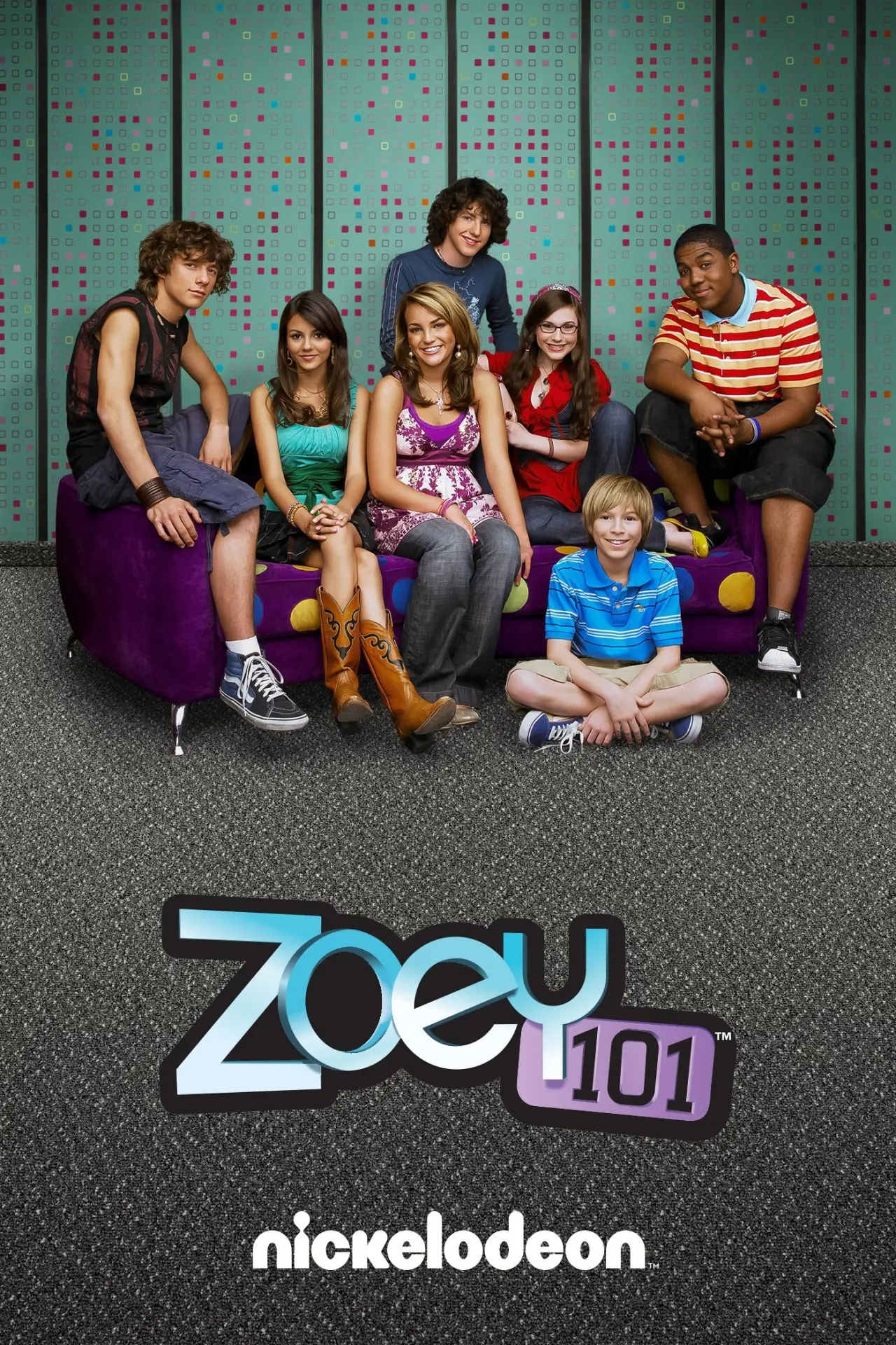 Постер до серіалу "Zoey 101"