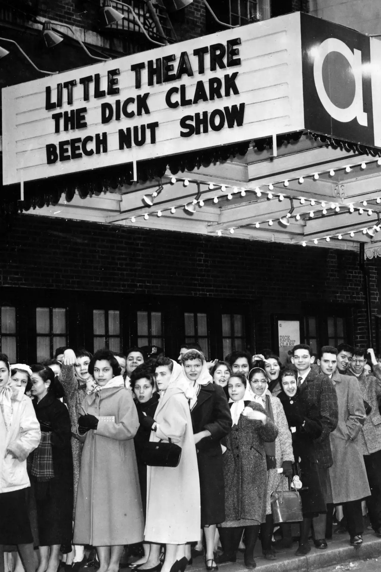 Постер до серіалу "The Dick Clark Show"