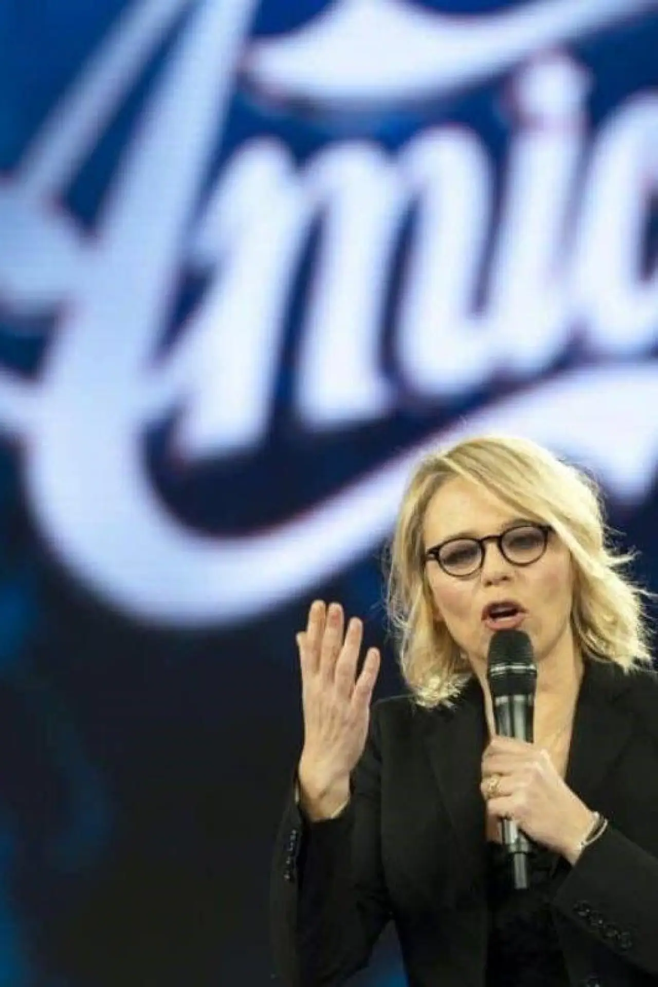 Постер до серіалу "Amici di Maria De Filippi"