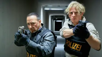 Задник к сериалу "Спецзагін «Кобра 11» — Дорожня поліція" #1298596