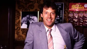 Задник к сериалу "Жителі Іст-Енд" #1218908