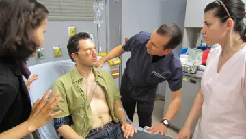 Задник до серіалу "Untold Stories of the ER" #1395451