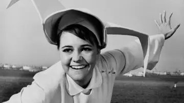Задник до серіалу "The Flying Nun" #1338772