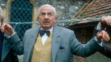 Задник до серіалу "The Vicar of Dibley" #1665004