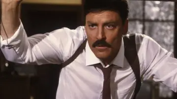 Задник до серіалу "Mike Hammer, Private Eye" #1662899