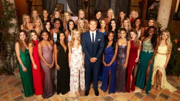 Задник к сериалу "The Bachelor" #1390514