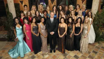 Задник к сериалу "The Bachelor" #1390572