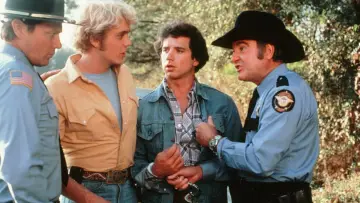 Задник до серіалу "The Dukes of Hazzard" #1343679