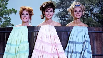 Задник до серіалу "Petticoat Junction" #1323000