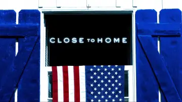 Задник до серіалу "Close to Home" #1394033