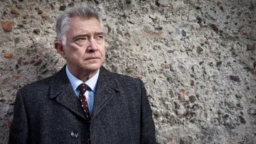 Задник до серіалу "Judge John Deed" #1684733
