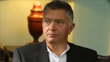 Задник до серіалу "Judge John Deed" #1684743