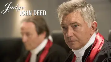 Задник до серіалу "Judge John Deed" #1684747