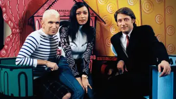 Задник к сериалу "Eurotrash" #1394024