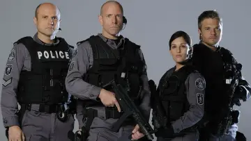 Задник до серіалу "Flashpoint" #1394422