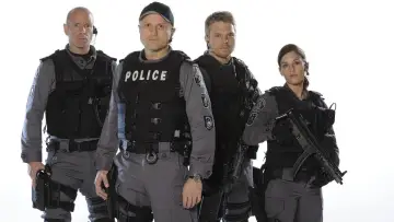 Задник до серіалу "Flashpoint" #1394424