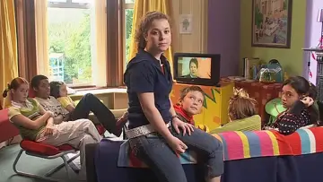 Задник до серіалу "The Story of Tracy Beaker" #1661362