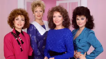 Задник до серіалу "Designing Women" #1366127