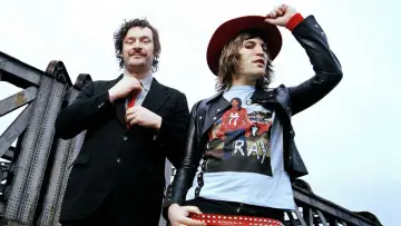 Задник до серіалу "The Mighty Boosh" #1434959