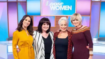Задник до серіалу "Loose Women" #1333274