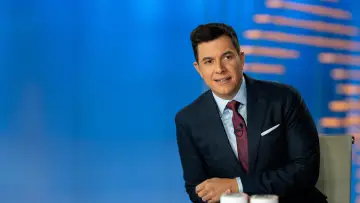 Задник до серіалу "Вечірні новини NBC" #1791464