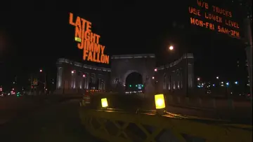 Задник до серіалу "Пізня ніч з Джиммі Фаллоном" #1378215