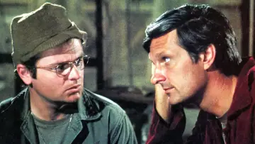 Задник к сериалу "Мобільний армійський хірургічний шпиталь М*А*Х*Ш" #1300033