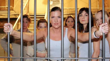 Задник до серіалу "Hinter Gittern - Der Frauenknast" #1401912