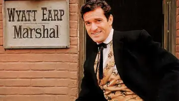 Задник к сериалу "The Life and Legend of Wyatt Earp" #1333245