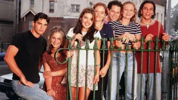 Задник до серіалу "Heartbreak High" #1786035
