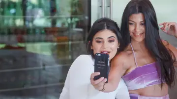 Задник до серіалу "Keeping Up with the Kardashians" #1323233