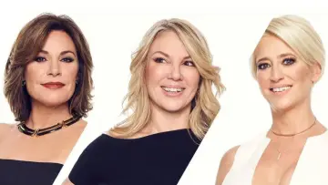 Задник до серіалу "The Real Housewives of New York City" #1657377