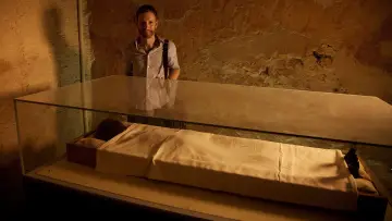 Задник к сериалу "Secrets of the Dead" #1396132