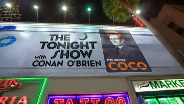 Задник к сериалу "The Tonight Show with Conan O