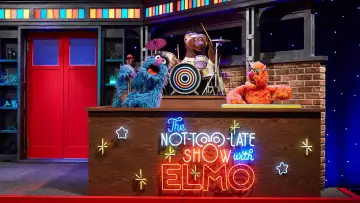 Задник до серіалу "The Not-Too-Late Show with Elmo" #1664982