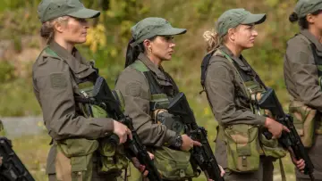 Задник до серіалу "Зірковий спецзагін" #1543928