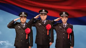 Задник до серіалу "三叉戟" #1549029