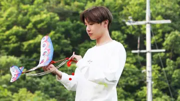 Задник до серіалу "In the SOOP BTS편" #1455006