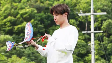 Задник до серіалу "In the SOOP BTS편" #1455045