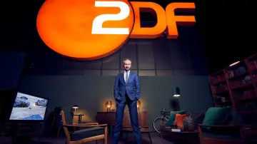 Задник до серіалу "ZDF Magazin Royale" #1425831