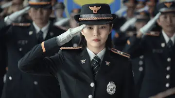 Задник до серіалу "МОЄ ІМ