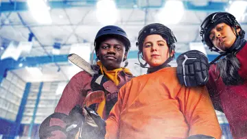 Задник до серіалу "The Mighty Ducks: Game Changers" #1657506